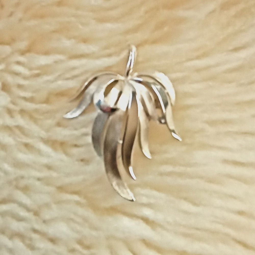 Vintage Trifari Leaf Brooch